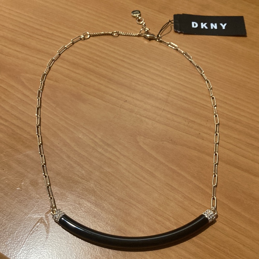 DKNY
Gold-Tone Curved Bar Link Necklace - Picture 5 of 10